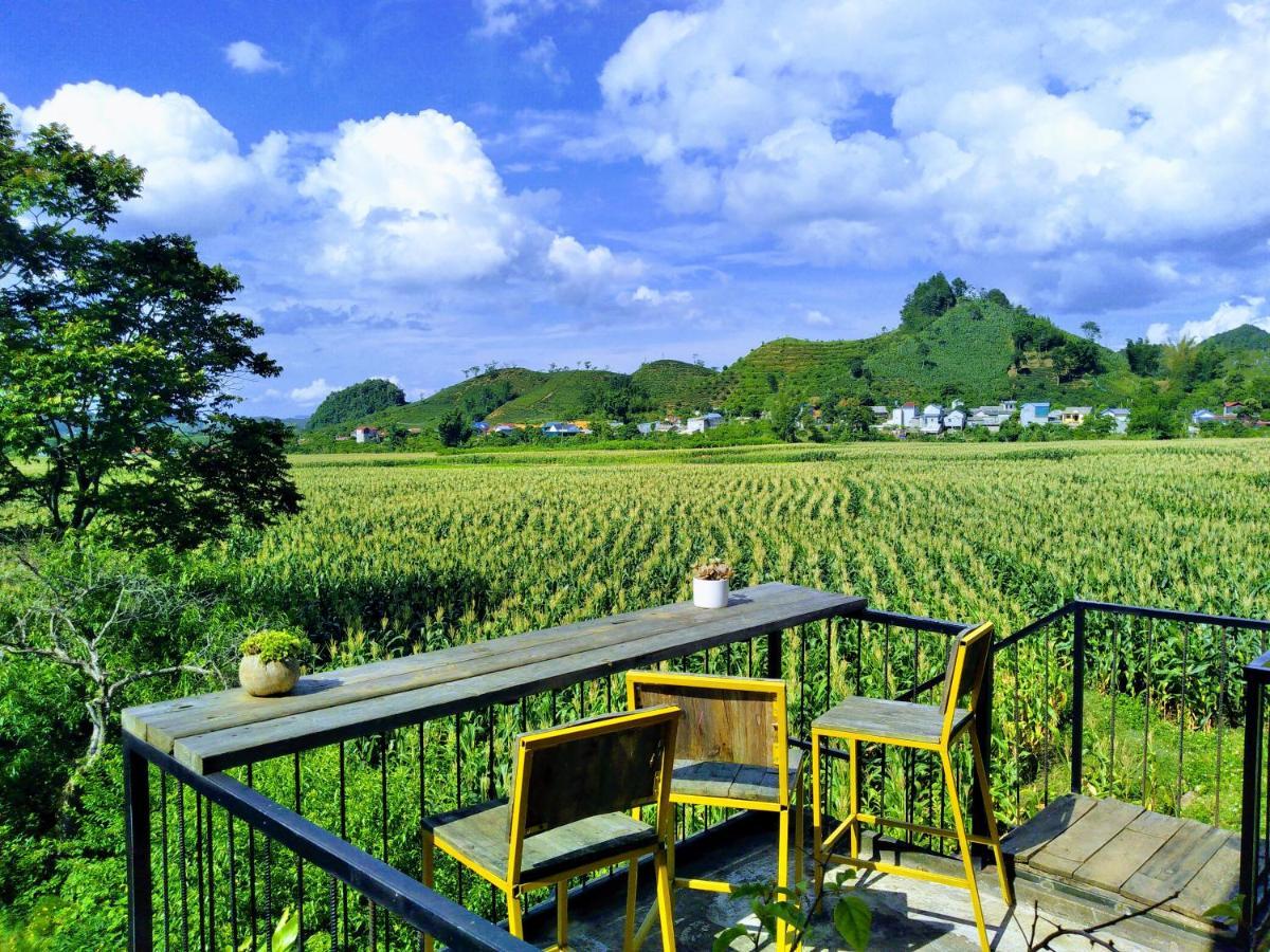 Savana Moc Chau Bed & Breakfast Exterior photo
